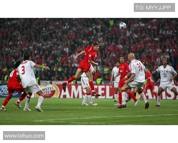 足球明星之间的深厚友情与精彩瞬间分享图片大全