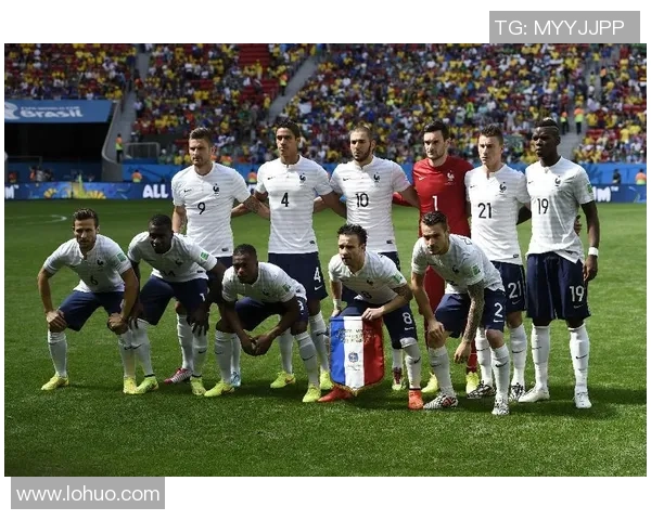 深圳足球队在世界杯中的个人能力表现分析与点评